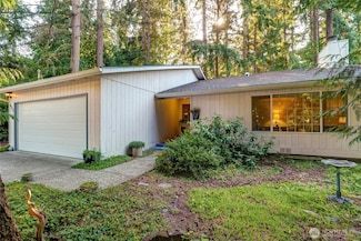 4235 164th Ave SE, Bellevue, WA 98006