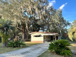 102 Lily Dr, Interlachen, FL 32148