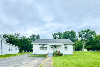 2432 E 16th St, Muncie, IN 47302