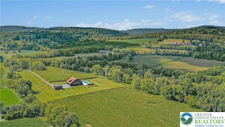820 Spring Hill Rd, Riegelsville, PA 18077