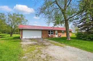 8572 Yohe Rd, Lewisburg, OH 45338