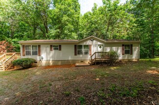 1134 Tesara Ln, Goode, VA 24556