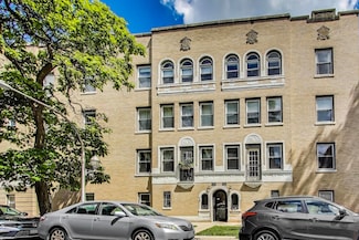 2618 W Rosemont Ave Unit 3, Chicago, IL 60659