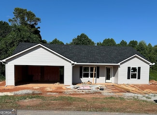 183 Russell Woods Dr, Mount Airy, GA 30563