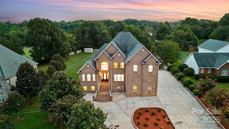 109 Dabbling Duck Cir, Mooresville, NC 28117