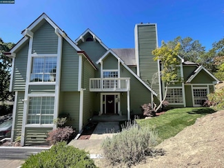 29 Heather Ln, Orinda, CA 94563