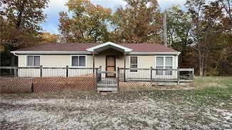 130 Jade Rd, Rocky Mount, MO 65072