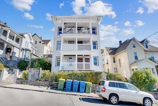 20 Coe St, Waterbury, CT 06704