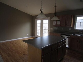 335 N Company St, Baltimore, OH 43105