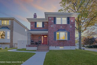 24 Birch Ave, Staten Island, NY 10301