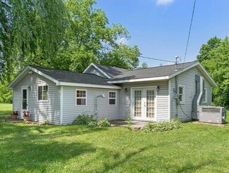 79 Clark St, Pierson, MI 49339