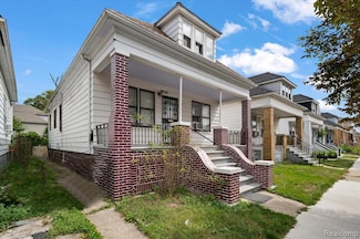 12660 Gallagher St, HamtraMcK, MI 48212