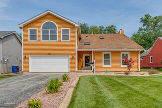 1724 Terrace Rd, Homewood, IL 60430