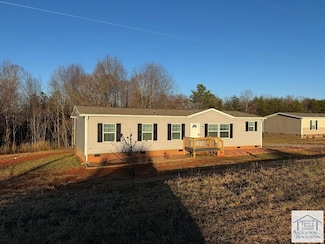 557 Willow Green Ln, Stuart, VA 24171