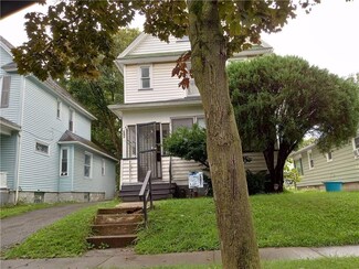 439 Magnolia St, Rochester, NY 14611