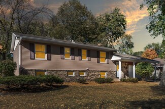 10624 Verdin St NW, Coon Rapids, MN 55433