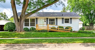 1500 E Coolidge Ave, Appleton, WI 54915