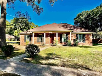 2432 Tarbet Dr, Memphis, TN 38119
