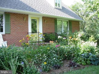 4406 Crompton Ct, White Hall, MD 21161
