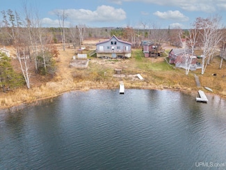 385 N Noren Lake Dr, Gwinn, MI 49841