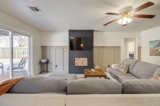 1708 E Shady Creek Dr, Guthrie, OK 73044