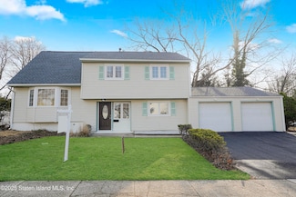 620 Laurel Ave, Hazlet, NJ 07730