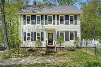 65 Durham Rd, Dover, NH 03820