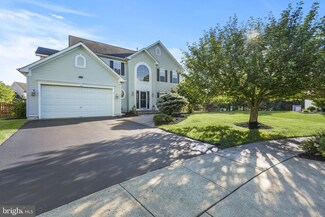 15 Henley Place, Pennington, NJ 08534