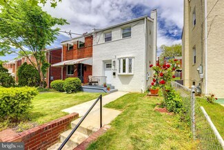 4356 D St SE, Washington, DC 20019