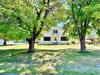 224 N Main St, Metaline, WA 99152