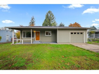 3018 W Filbert Ave, Roseburg, OR 97471