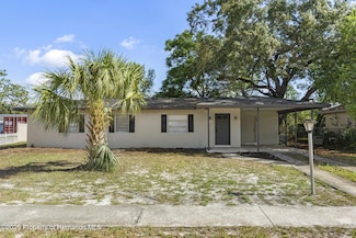 1247 Lodge Cir, Spring Hill, FL 34606