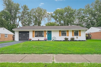 431 Amsterdam Dr, Xenia, OH 45385