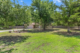 109 6th St, Amber, OK 73004