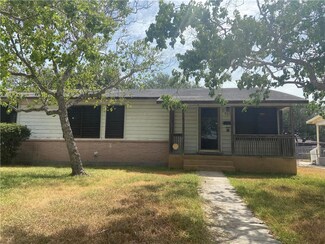 920 Collingswood Dr, Corpus Christi, TX 78412