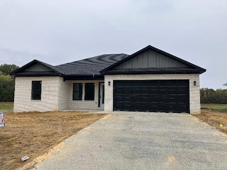 111 E Florida St, Beebe, AR 72012