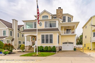 135 8th Ave, Seaside Park, NJ 08752