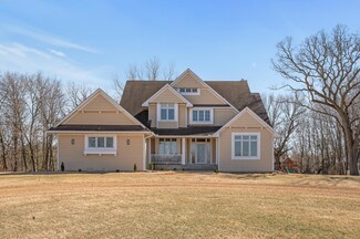 9321 107th St N, Stillwater, MN 55082