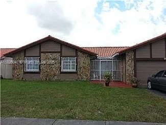 20118 NW 58th Place, Hialeah, FL 33015