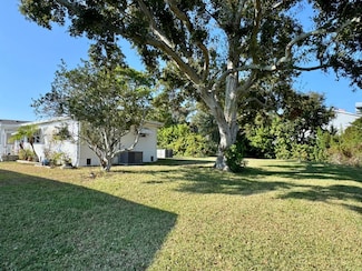 1415 Main St, Dunedin, FL 34698