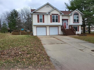 3281 Tanglebrook Dr, Belleville, IL 62221