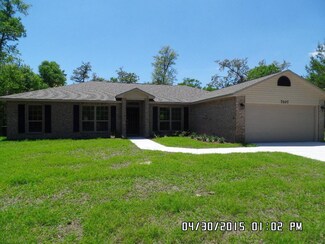 7107 Nelson St, Navarre, FL 32566