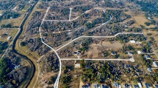 2840 County Road 160, Alvin, TX 77511