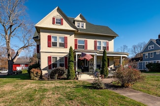 145 Meriden Ave, Southington, CT 06489