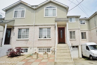 21 Krissa Ct, Staten Island, NY 10312