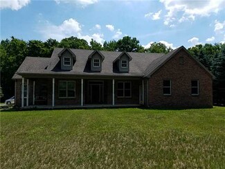 5531 S Fulton Lucas Rd, Swanton, OH 43558