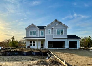 318 Enfield Dr, Carthage, NC 28327