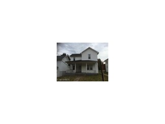 40 James St, Roseville, OH 43777