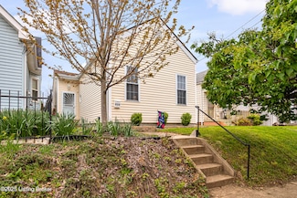 920 Lydia St, Louisville, KY 40217