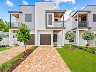 808 SE 12th St, Fort Lauderdale, FL 33316